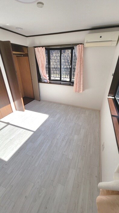 物件内観写真15　(居室)