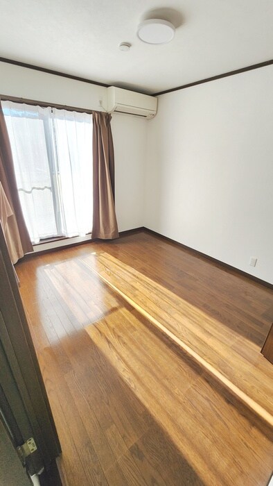 物件内観写真19　(居室)