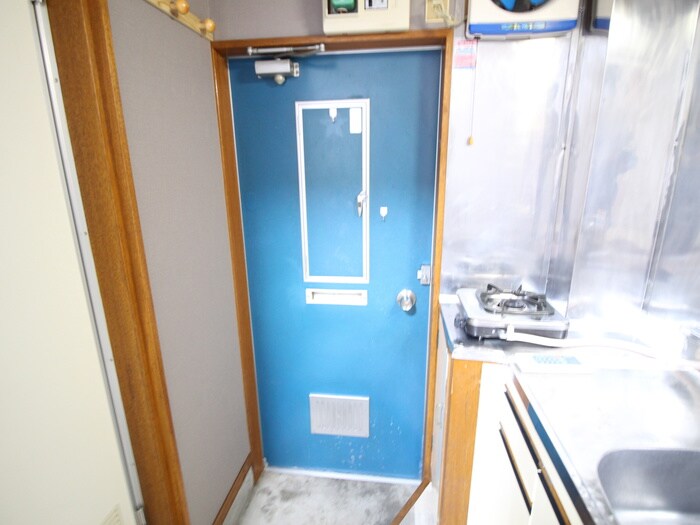 物件内観写真17　(玄関)