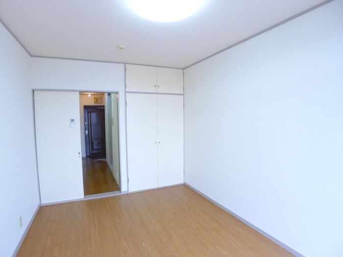 物件内観写真6　(居室)