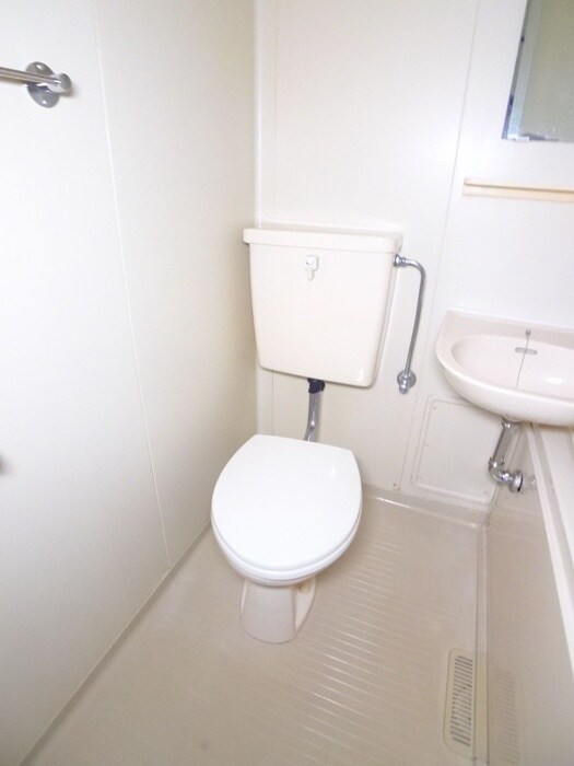 物件内観写真15　(トイレ)