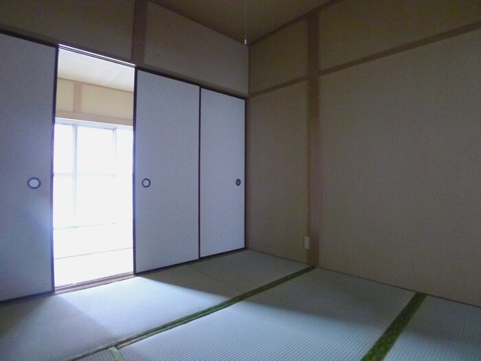 物件内観写真12　(居室)