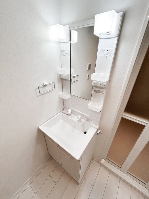 物件内観写真10　(洗面)