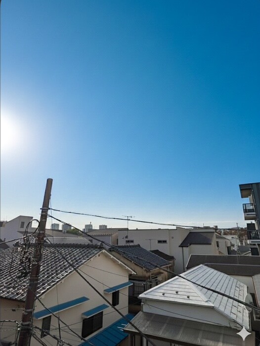 物件内観写真16　(室内からの展望)