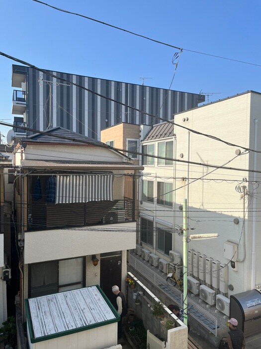 物件内観写真21　(室内からの展望)