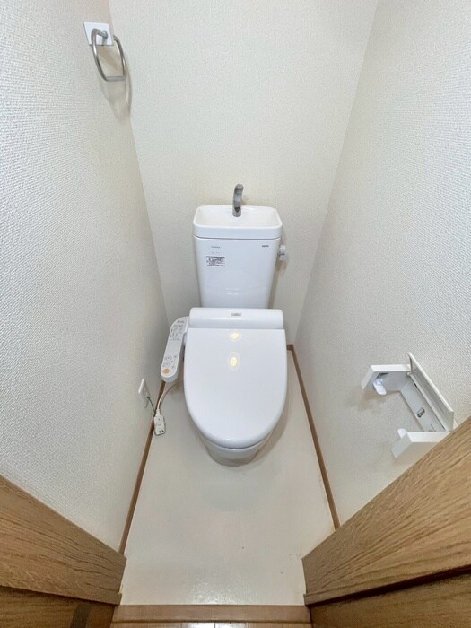 物件内観写真10　(トイレ)