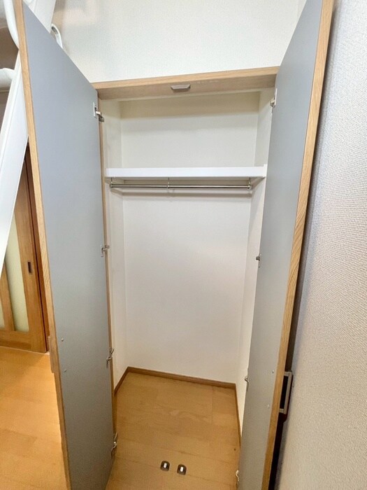 物件内観写真13　(収納)