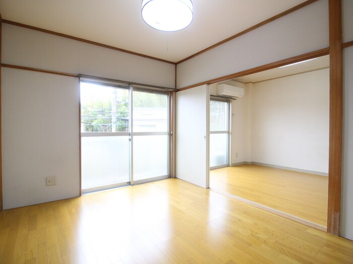 物件内観写真7　(居室)