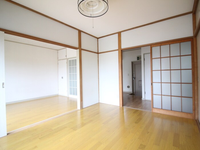 物件内観写真8　(居室)