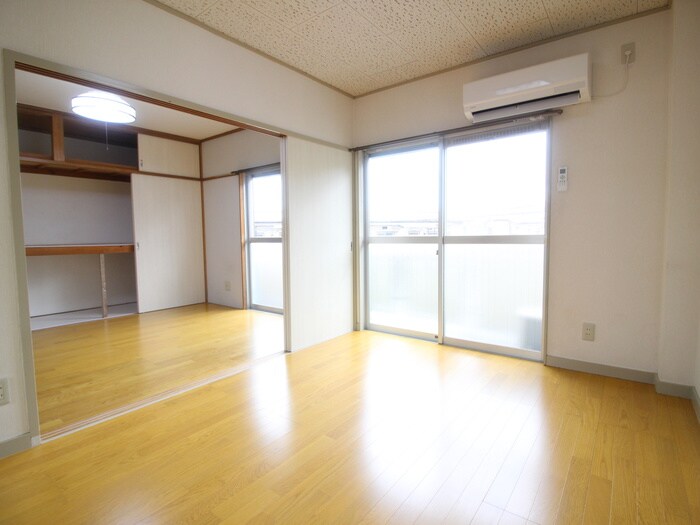 物件内観写真19　(居室)