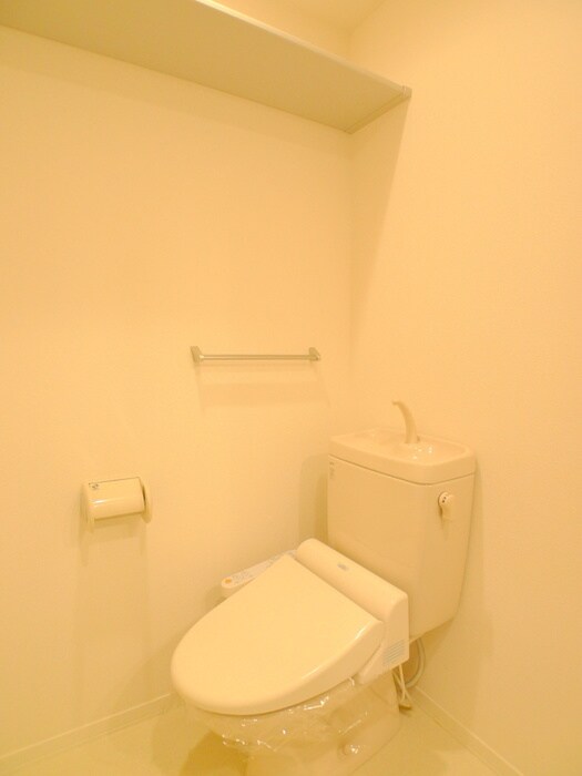 物件内観写真14　(トイレ)