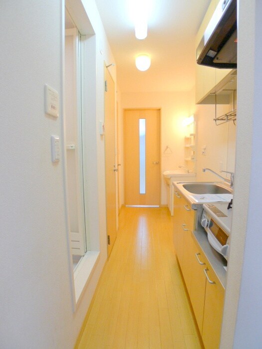 物件内観写真15　(玄関)