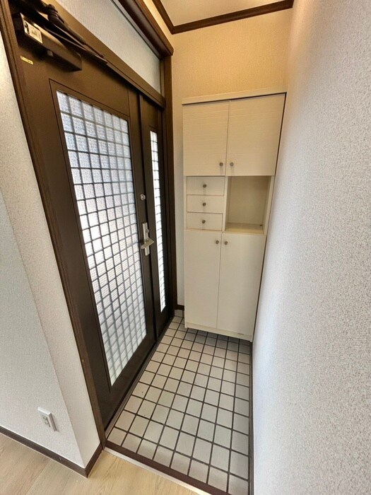物件内観写真20　(玄関)