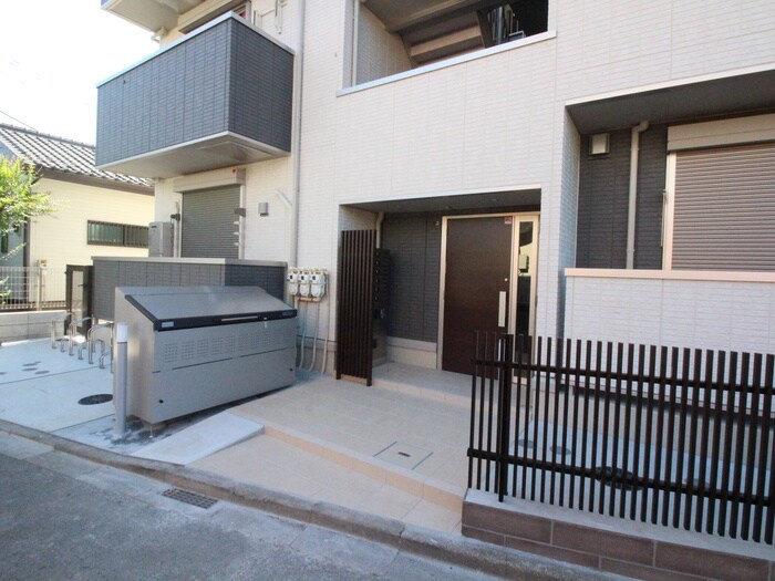 物件外観写真4　(外観写真)