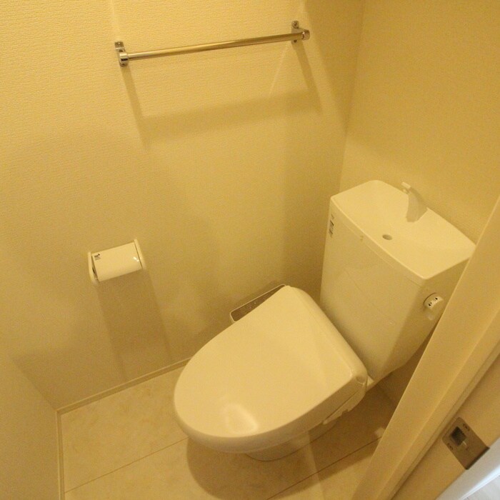 物件内観写真11　(トイレ)