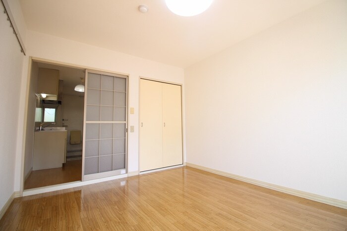 物件内観写真13　(居室)