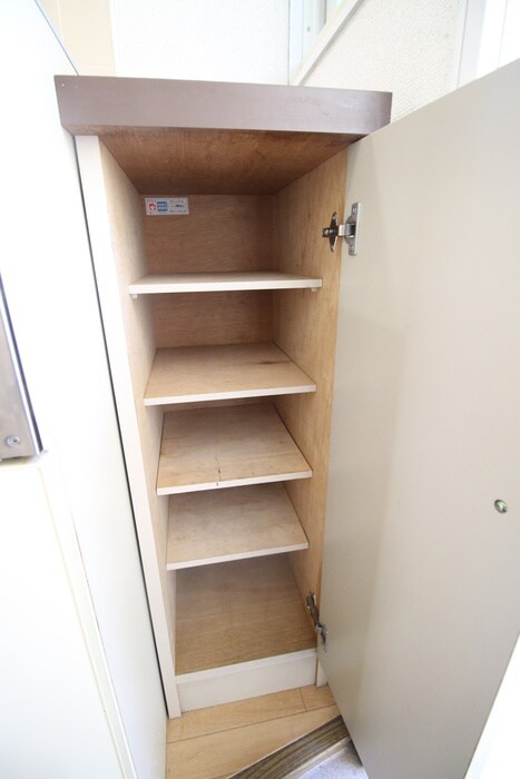 物件内観写真18　(靴箱)