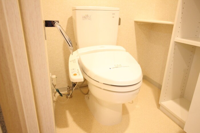 物件内観写真10　(トイレ)