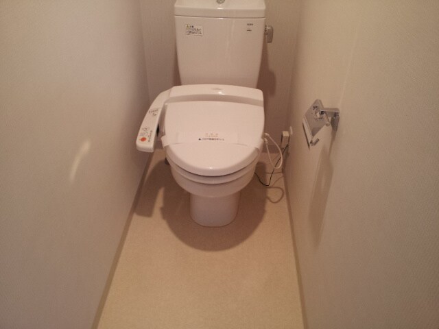 物件内観写真11　(トイレ)