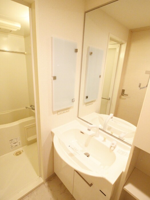 物件内観写真12　(洗面)