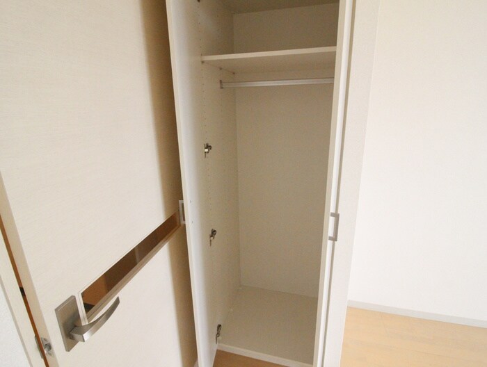 物件内観写真13　(収納)