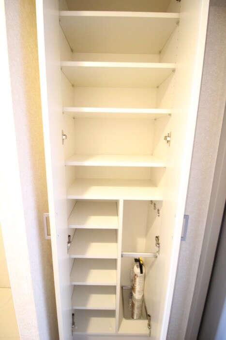 物件内観写真14　(靴箱)