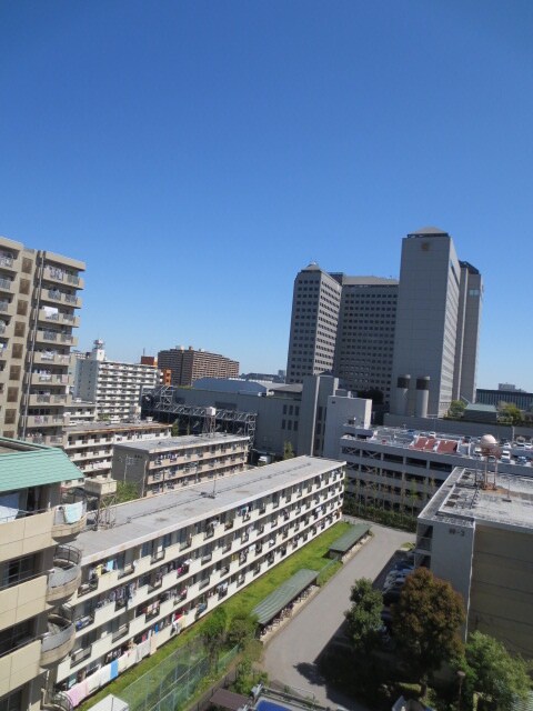 物件内観写真16　(室内からの展望)