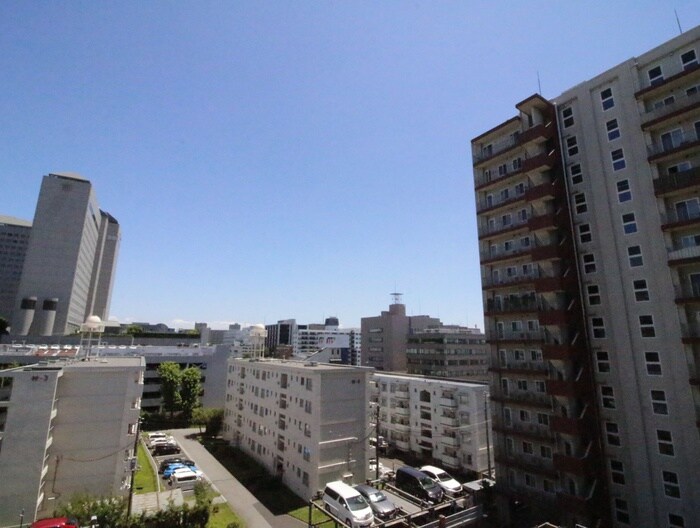 物件内観写真16　(室内からの展望)