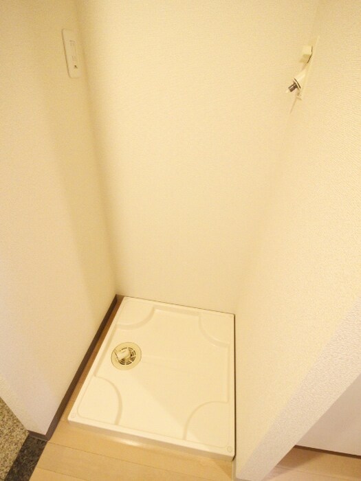 物件内観写真19　(洗濯機置場)