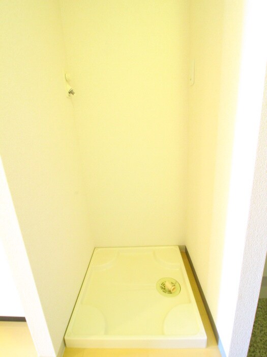 物件内観写真19　(洗濯機置場)