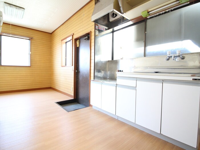 物件内観写真11　(廊下)