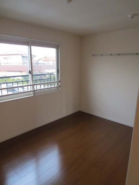 物件内観写真10　(居室)