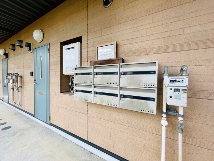 物件外観写真4　(建物設備)