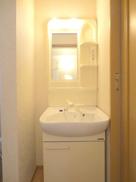 物件内観写真11　(洗面)