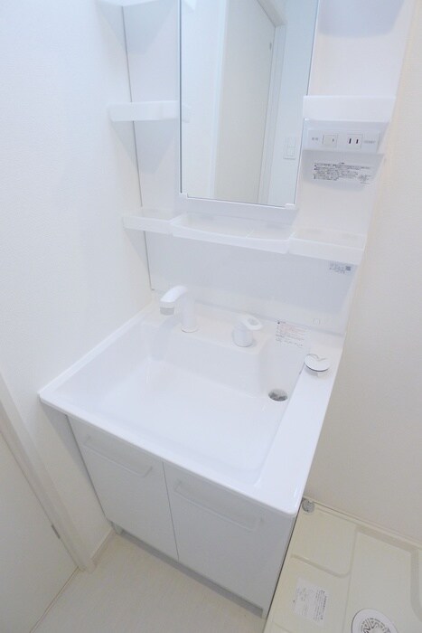 物件内観写真9　(洗面)