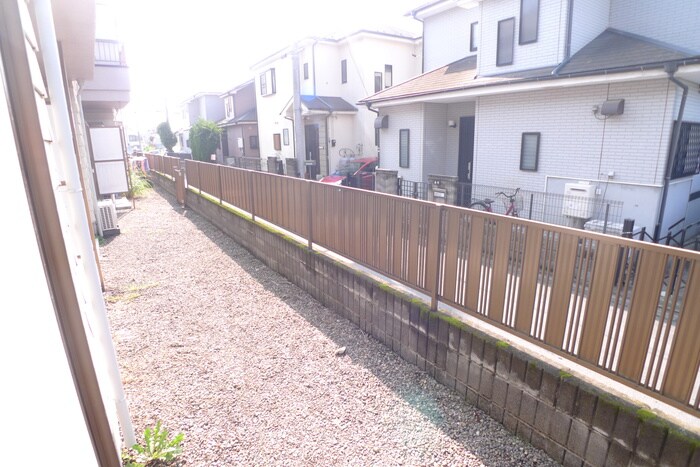 物件内観写真15　(室内からの展望)