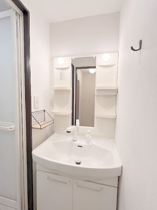 物件内観写真10　(洗面)