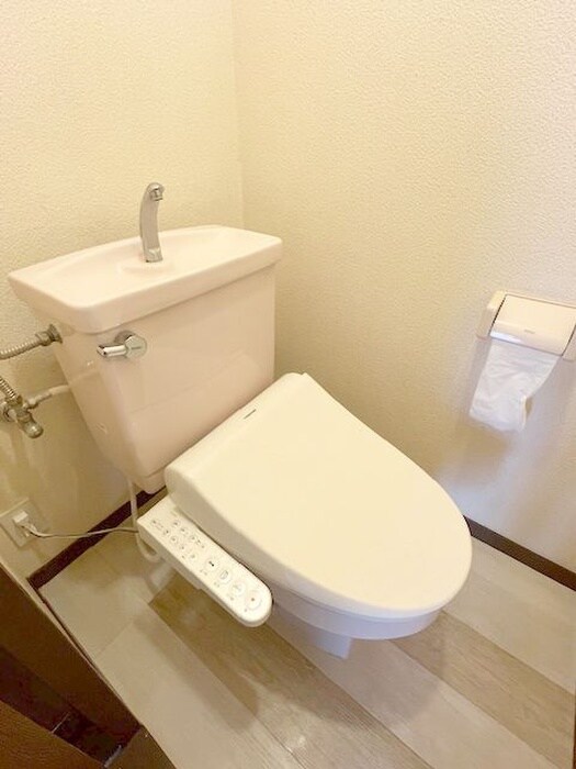 物件内観写真12　(トイレ)