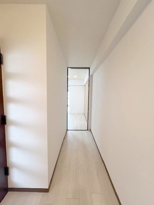 物件内観写真17　(廊下)