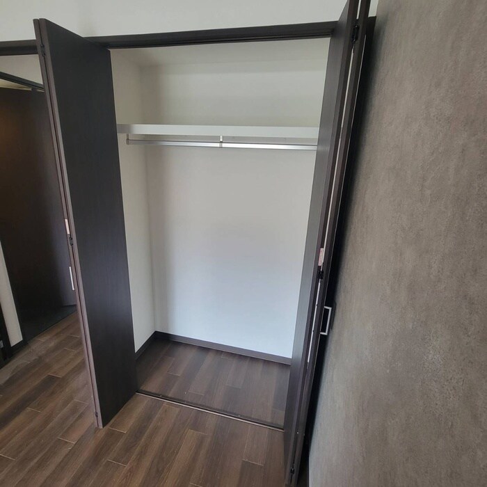 物件内観写真12　(収納)