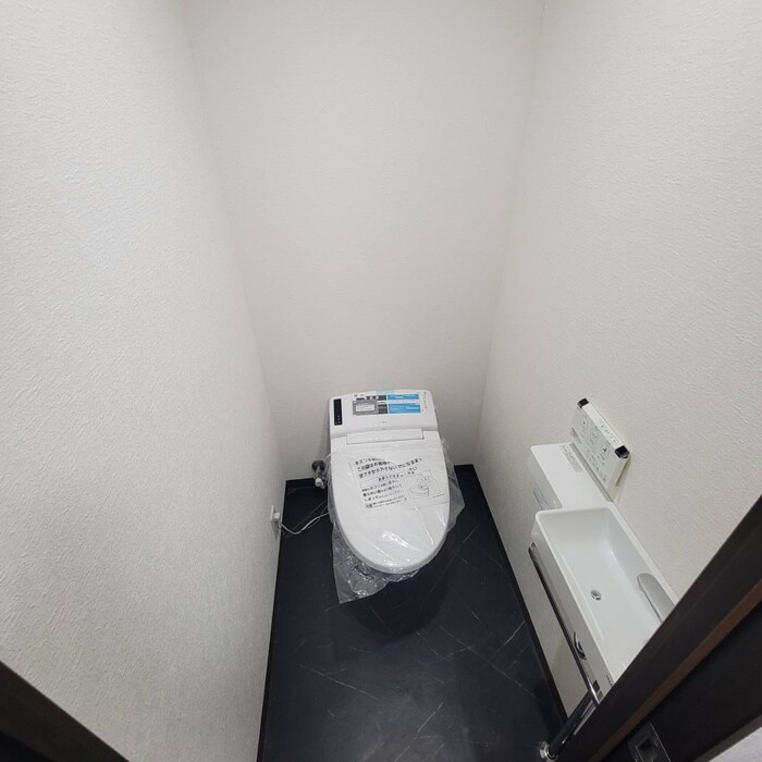 物件内観写真15　(トイレ)