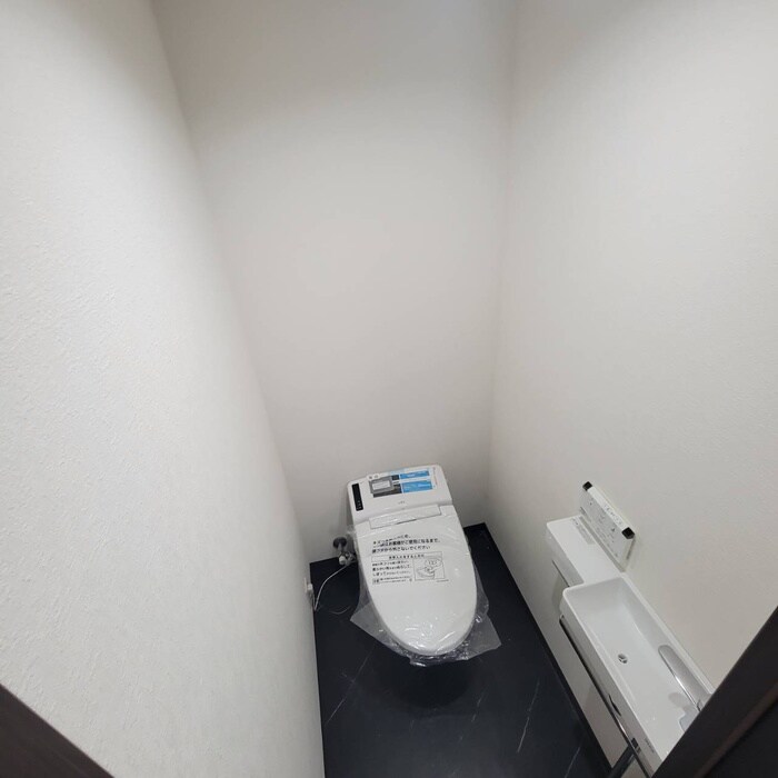 物件内観写真16　(トイレ)