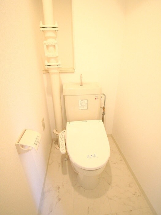 物件内観写真11　(トイレ)