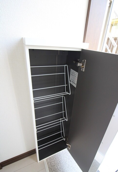 物件内観写真15　(靴箱)