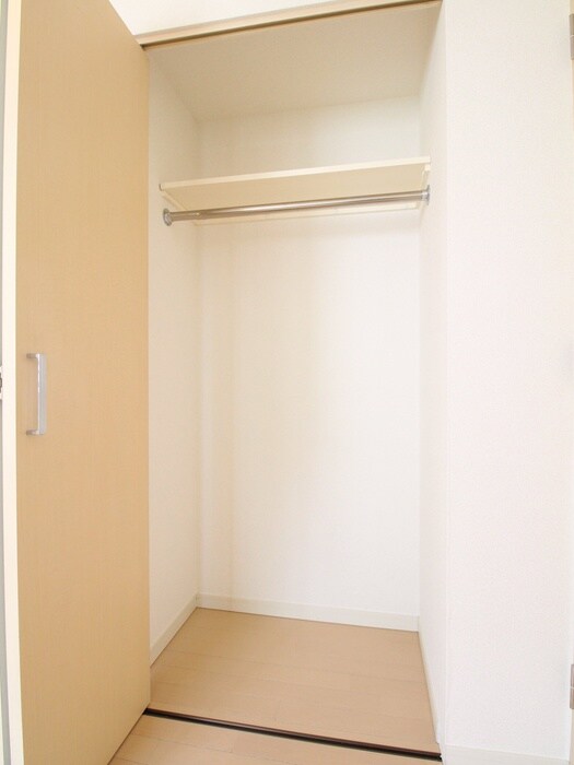 物件内観写真10　(収納)