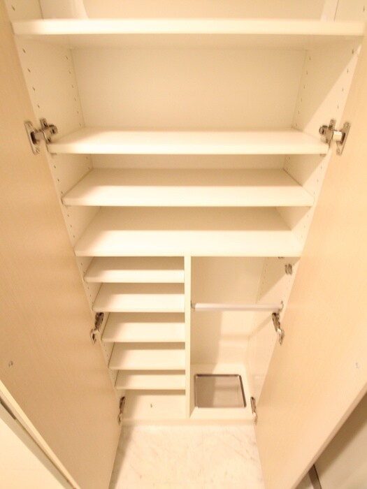 物件内観写真16　(靴箱)