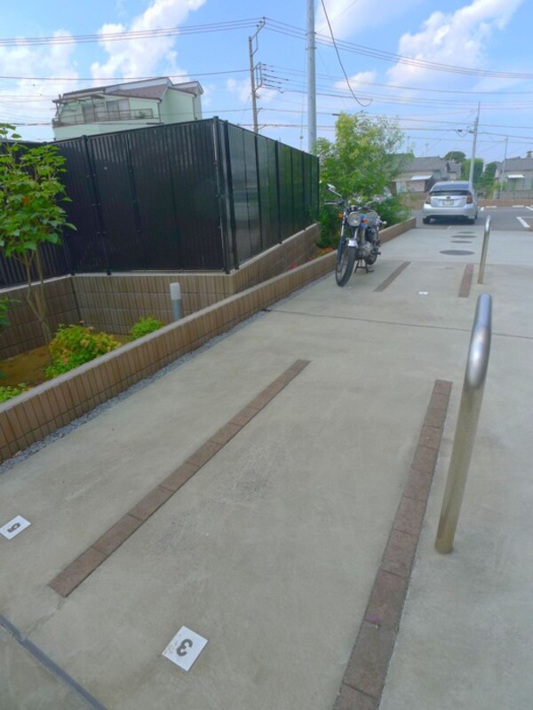 バイク置き場