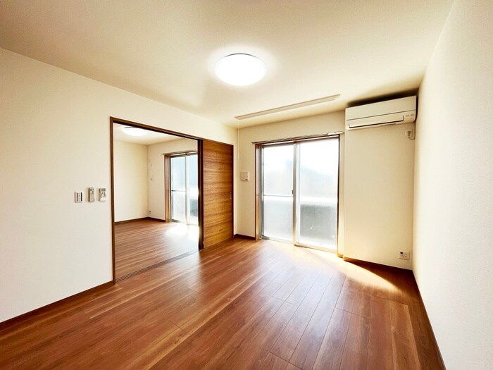 物件内観写真18　(居室)