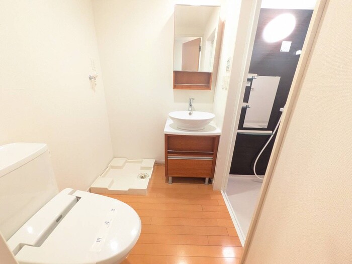 物件内観写真17　(廊下)