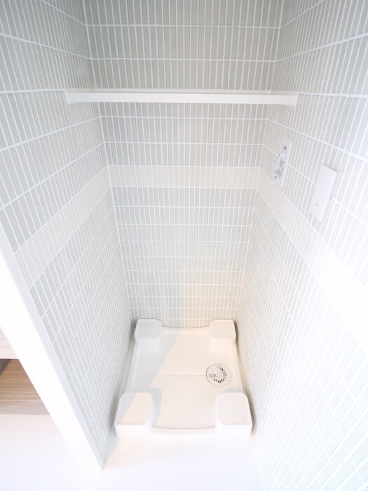 物件内観写真13　(洗濯機置場)